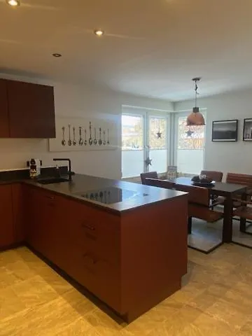 Dahoam By Sarina - Homebase Apartment *